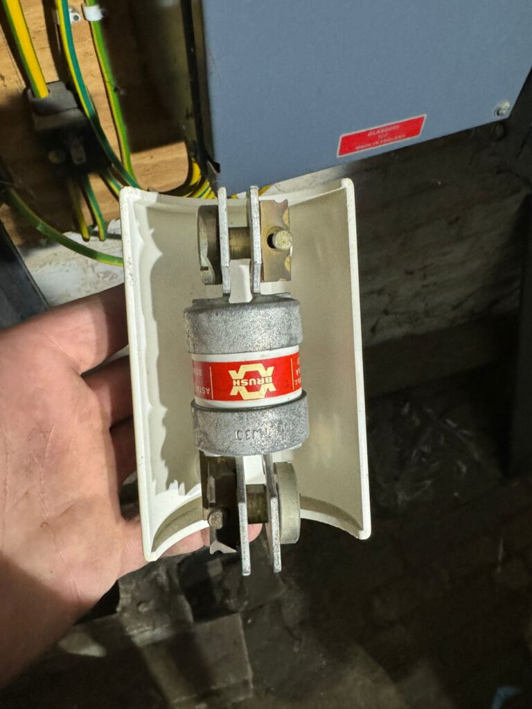 Emergency electrician in Kent